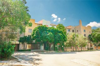 2630 SW 28th St (Overbrook) 51, Miami, FL 33133