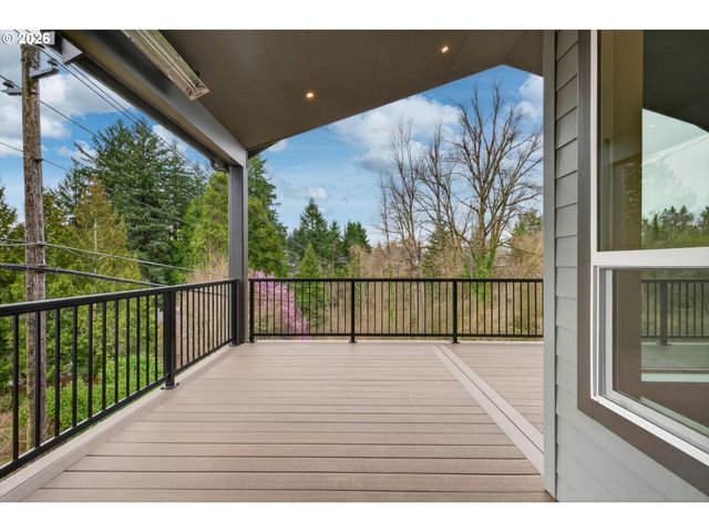 1864 Sw Dickinson Ln, Portland, OR 97219