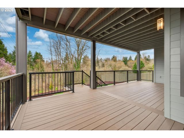 1864 Sw Dickinson Ln, Portland, OR 97219