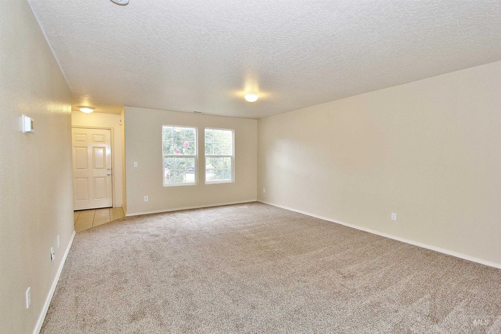 151 W Tehuti Court, Kuna, ID 83634 photo 2