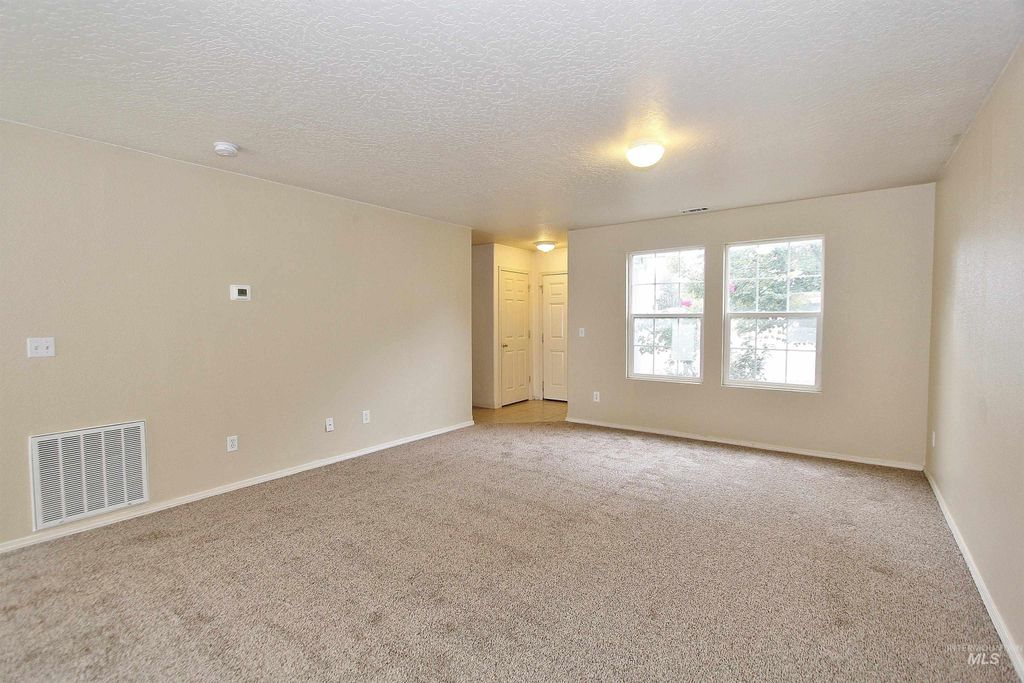 151 W Tehuti Court, Kuna, ID 83634 photo 3