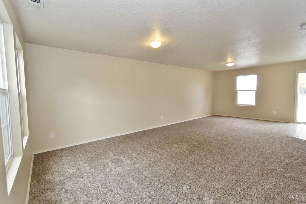 151 W Tehuti Court, Kuna, ID 83634 photo 4