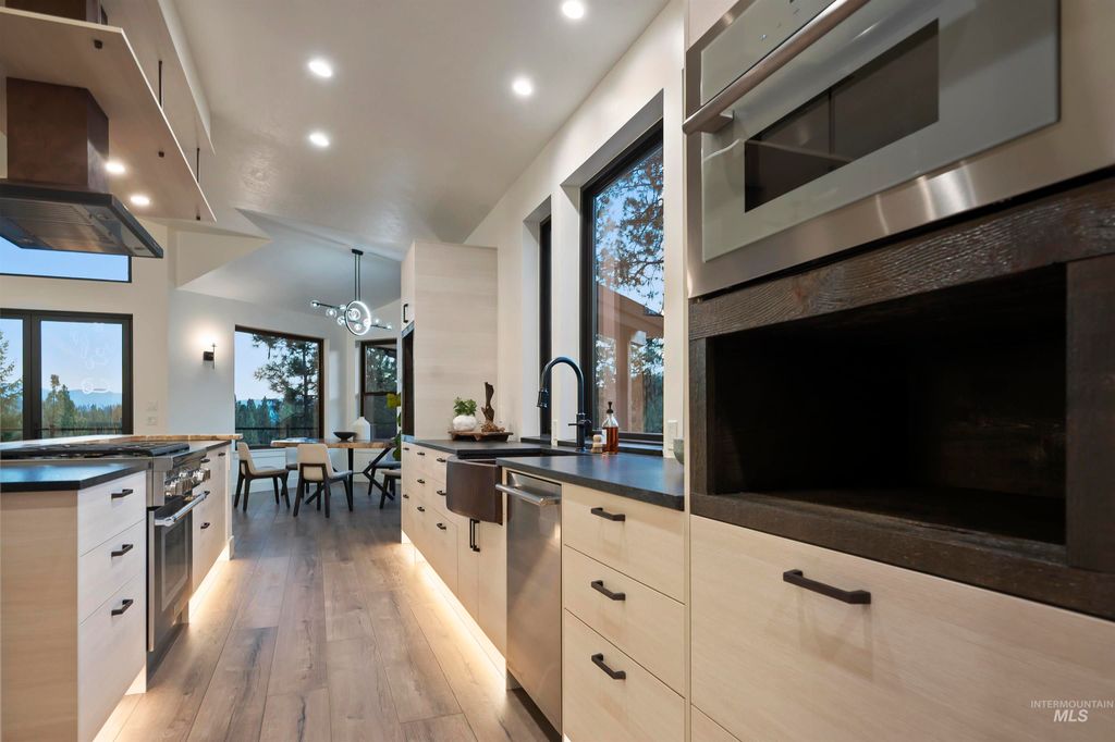 17 Madelyn Ct, Garden Valley, ID 83622 photo 12