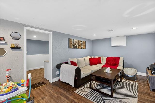 6003 Noorledge Avenue, Kansas City, MO 64123