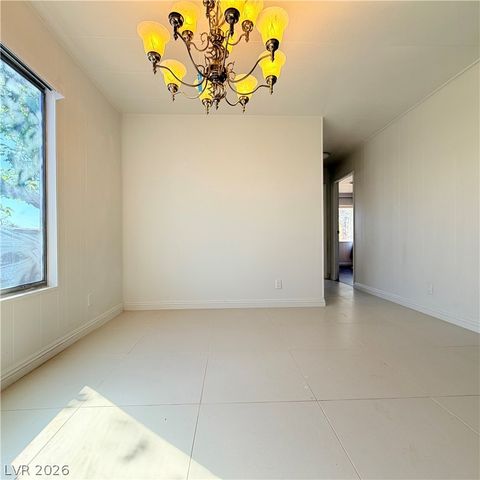 4670 Hildago Way, Las Vegas, NV 89121
