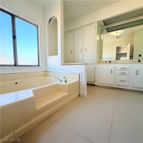 4670 Hildago Way, Las Vegas, NV 89121