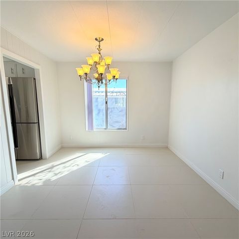 4670 Hildago Way, Las Vegas, NV 89121