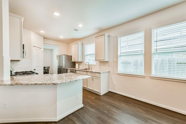 370 Weimer Lagoon Road, La Porte, TX 77571