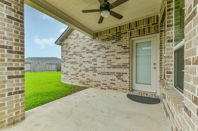 370 Weimer Lagoon Road, La Porte, TX 77571