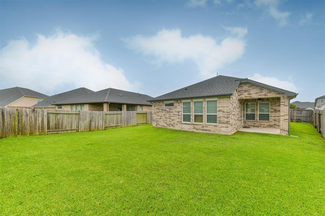 370 Weimer Lagoon Road, La Porte, TX 77571