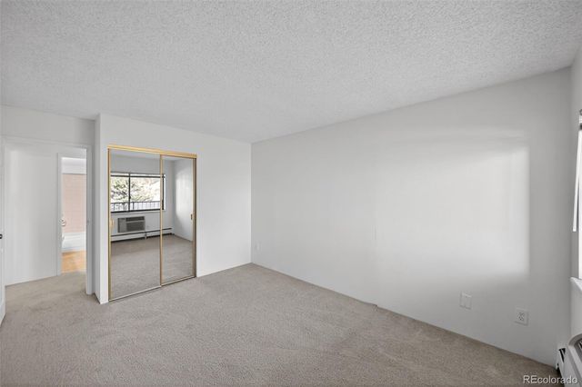 2868 S Heather Gardens Way 103, Aurora, CO 80014