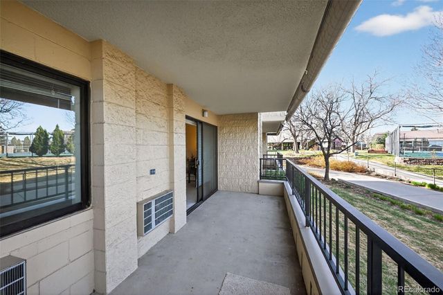 2868 S Heather Gardens Way 103, Aurora, CO 80014