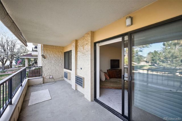 2868 S Heather Gardens Way 103, Aurora, CO 80014