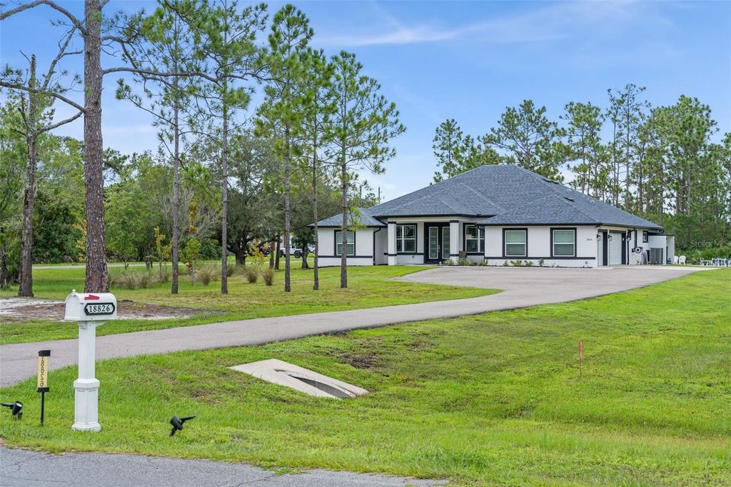 Image 2 of property listing at 18826 REYNOLDS PARKWAY, Orlando, FL 32833