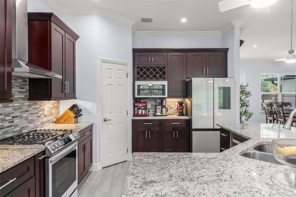 Image 20 of property listing at 18826 REYNOLDS PARKWAY, Orlando, FL 32833