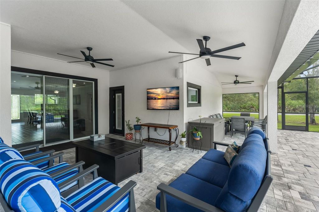 Image 44 of property listing at 18826 REYNOLDS PARKWAY, Orlando, FL 32833