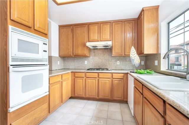 141 California Street H, Arcadia, CA 91006