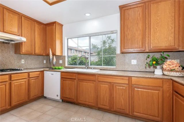 141 California Street H, Arcadia, CA 91006