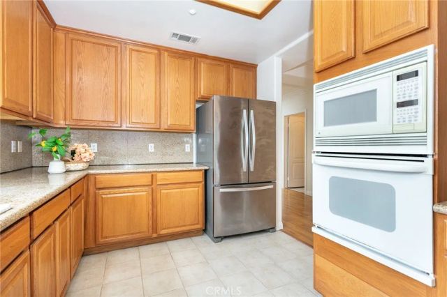 141 California Street H, Arcadia, CA 91006