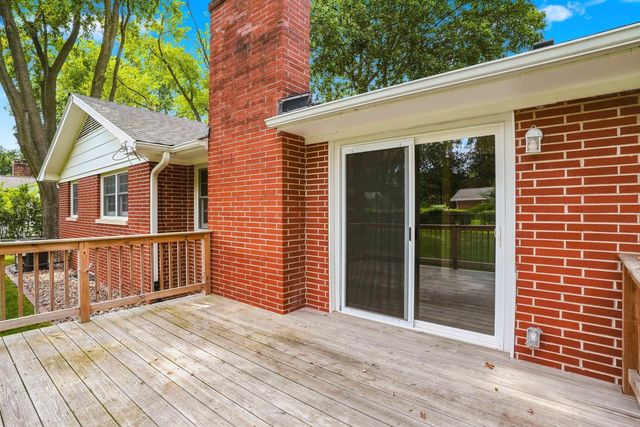 2428 Willow Lane, Cedar Falls, IA 50613