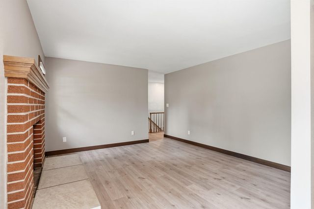 2428 Willow Lane, Cedar Falls, IA 50613
