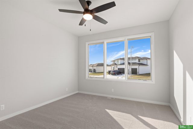 5701 N 197th Street, Elkhorn, NE 68022