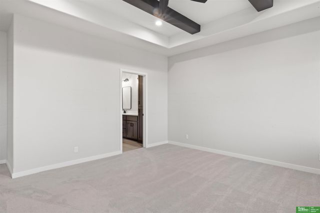 5701 N 197th Street, Elkhorn, NE 68022