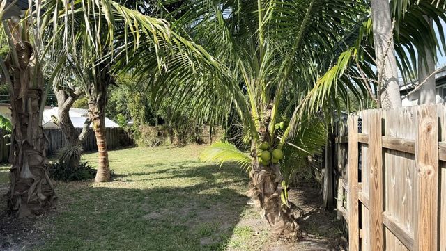 2745 Funston Street, Hollywood, FL 33020