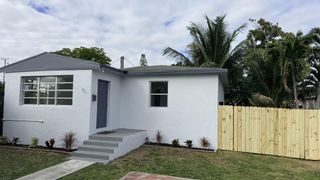2745 Funston Street, Hollywood, FL 33020