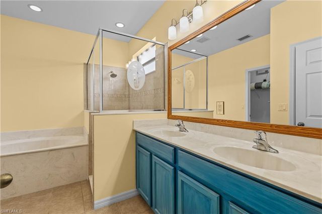 3717 Pino Vista WAY, Estero, FL 33928