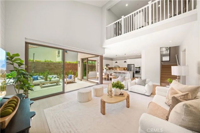 105 Yellow Iris, Irvine, CA 92618