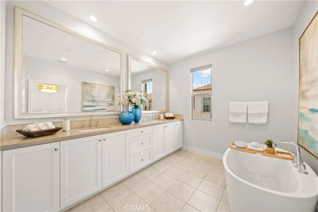 105 Yellow Iris, Irvine, CA 92618