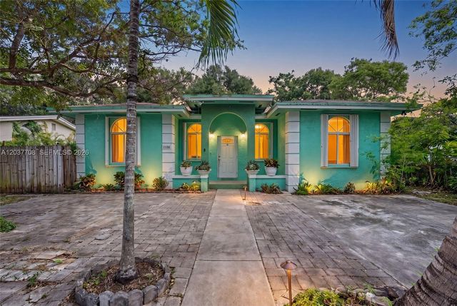 3039 NW 43rd Ter, Miami, FL 33142