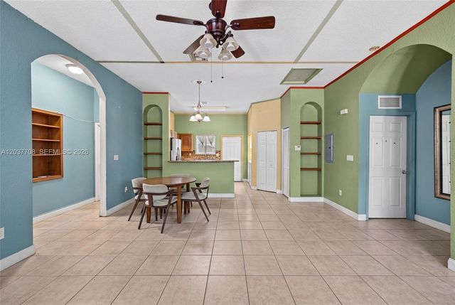 3039 NW 43rd Ter, Miami, FL 33142