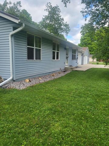 1321 E Road One Road, Edgerton, WI 53534