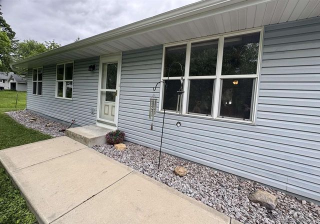 1321 E Road One Road, Edgerton, WI 53534