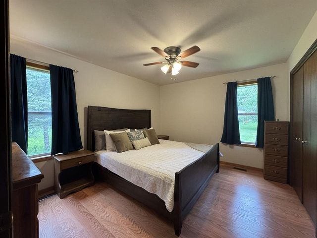 1321 E Road One Road, Edgerton, WI 53534