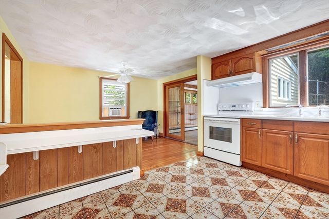114 Glenellen Rd, Boston, MA 02132