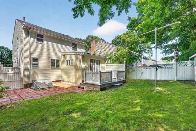114 Glenellen Rd, Boston, MA 02132
