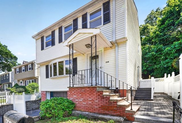 114 Glenellen Rd, Boston, MA 02132