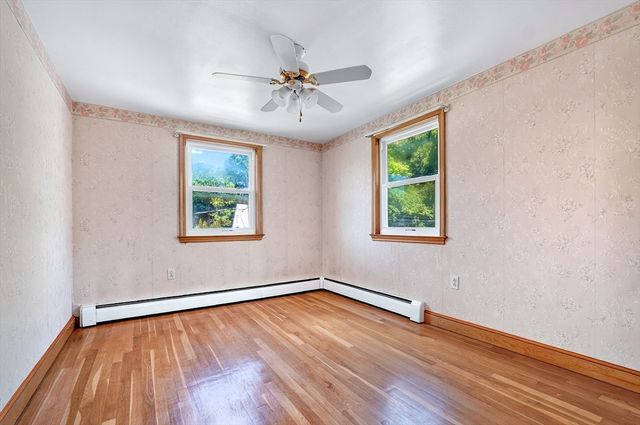 114 Glenellen Rd, Boston, MA 02132