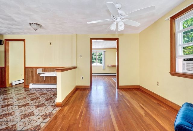 114 Glenellen Rd, Boston, MA 02132