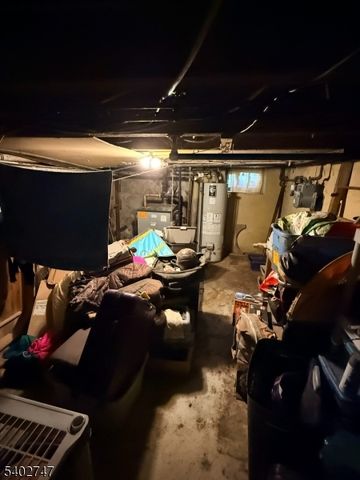 93 Hill St, Bloomfield Twp., NJ 07003