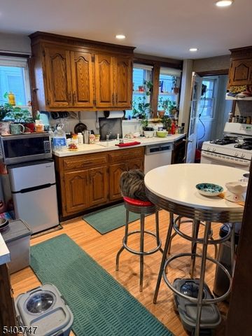 93 Hill St, Bloomfield Twp., NJ 07003