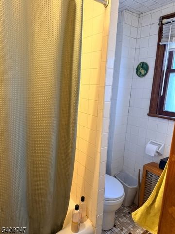 93 Hill St, Bloomfield Twp., NJ 07003