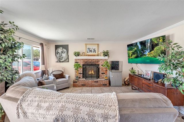 15866 Sitting Bull Street, Victorville, CA 92395