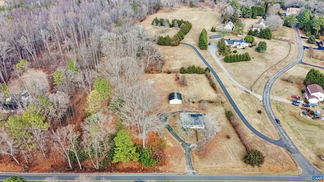 616 BROAD ST, Manakin, VA 23103