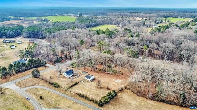 616 BROAD ST, Manakin, VA 23103