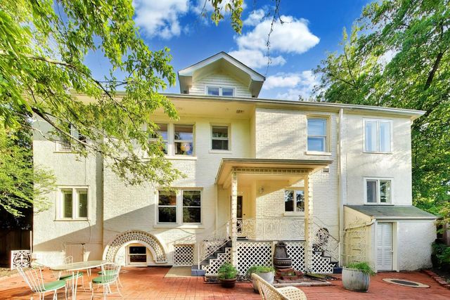 325 Oxford Road, Kenilworth, IL 60043
