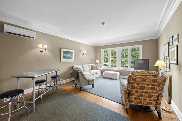 5510 N Sheridan Road 2A, Chicago, IL 60640